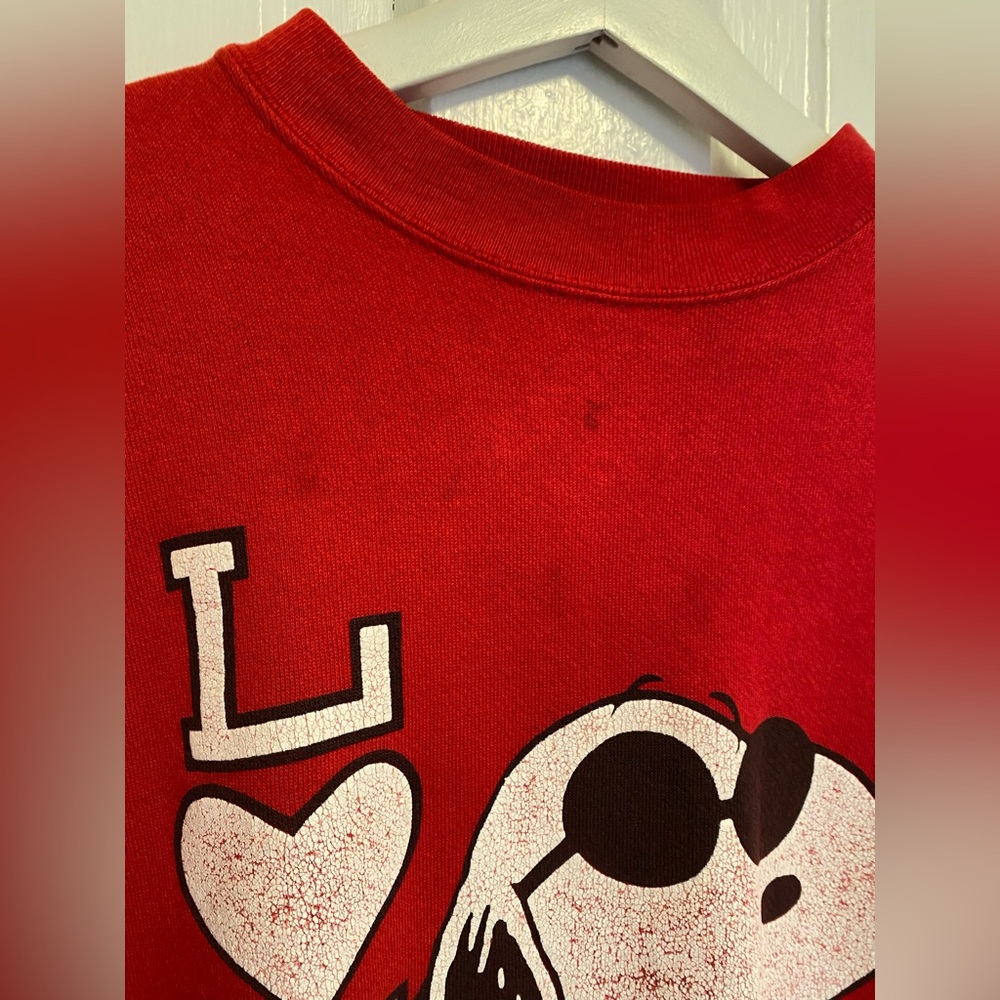 Red Snoopy Graphic Sweatshirt Vintage - Picture 5 of 5